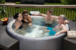 Softub® Enjoy with your guests